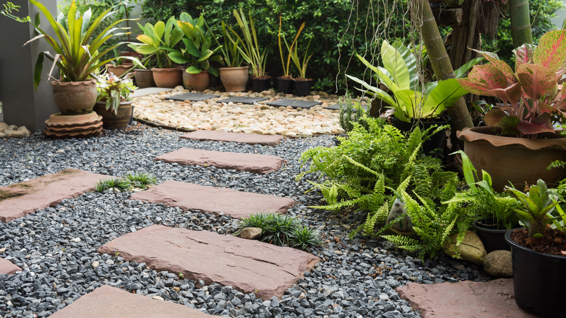 jardin-bajo-mantenimiento